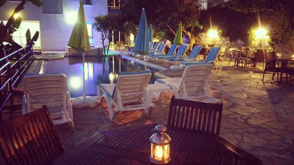 Parla Apart Hotel Çeşme Zewnętrze zdjęcie